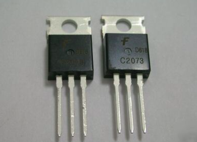 Persamaan Transistor C207