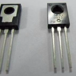 Datasheet persamaan Transistor 2SD882
