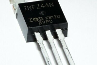 Persamaan Transistor C6092