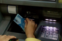 Apakah Bisa Setor Tunai Beda Atm